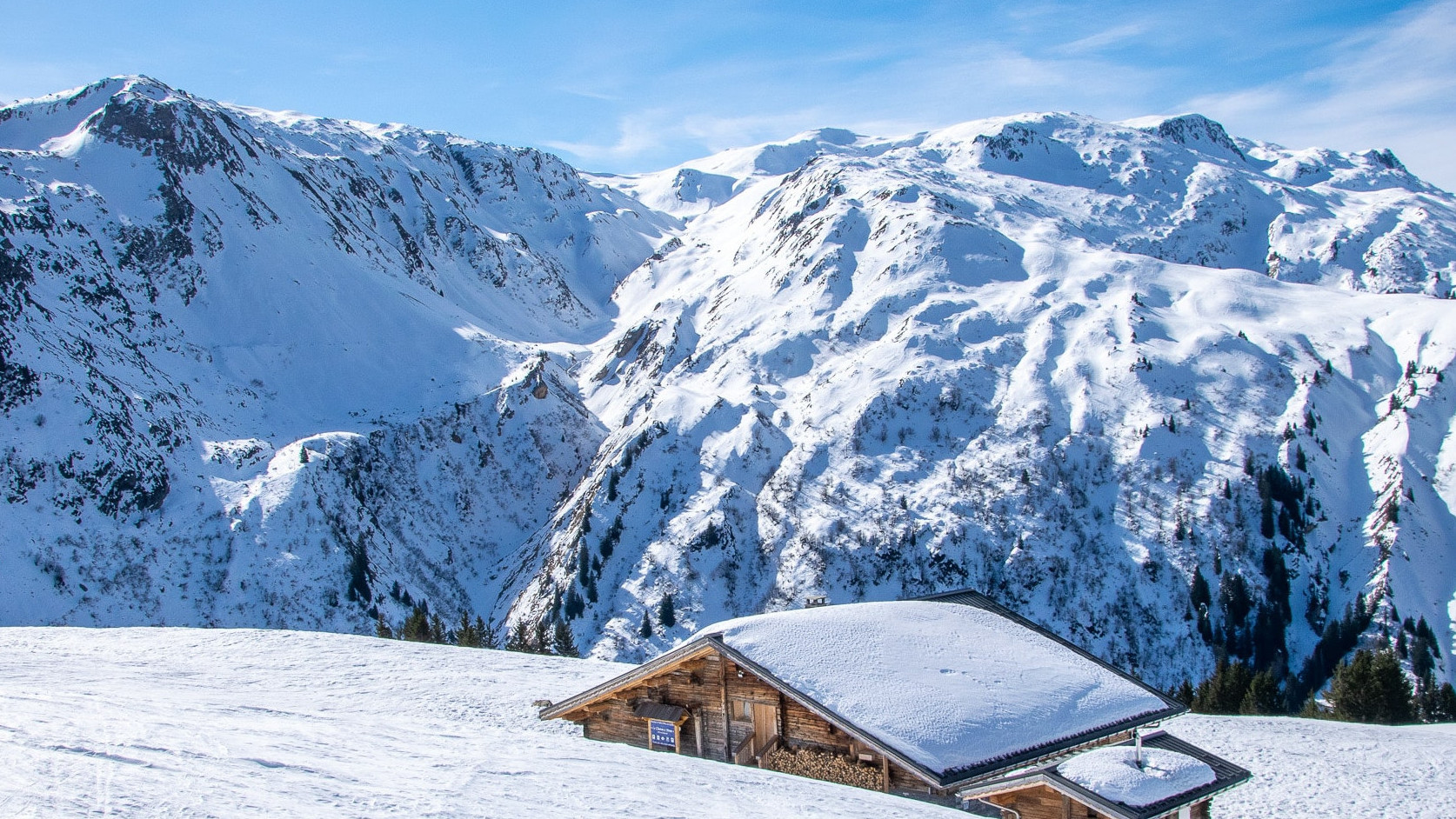 domaine-skiable-2-photo-les-contamines-tourisme-min-1598