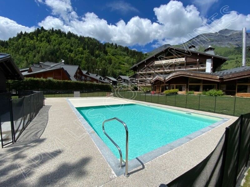 09-piscine-en-t-187186 09-piscine-en-t-187186