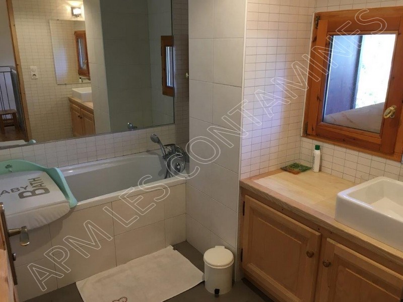 1-salle-de-bain-2-niveau-3-182329 1-salle-de-bain-2-niveau-3-182329