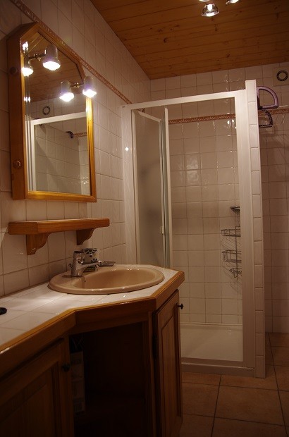 10-salle-de-bains-76248 10-salle-de-bains-76248
