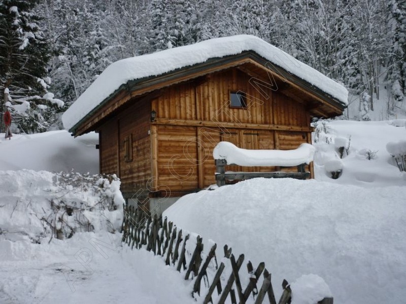 ambrune-75703 ambrune-75703