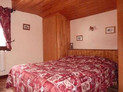 la-combaz-chambre-4-564 la-combaz-chambre-4-564