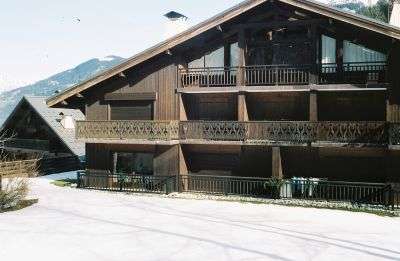 les-roches-rouges-1-exterieur-hiver-332 les-roches-rouges-1-exterieur-hiver-332