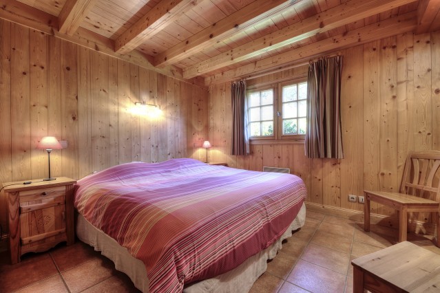 low-chambre-001-1-81452 low-chambre-001-1-81452