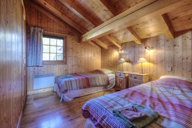 low-chambre-003-1-81456 low-chambre-003-1-81456