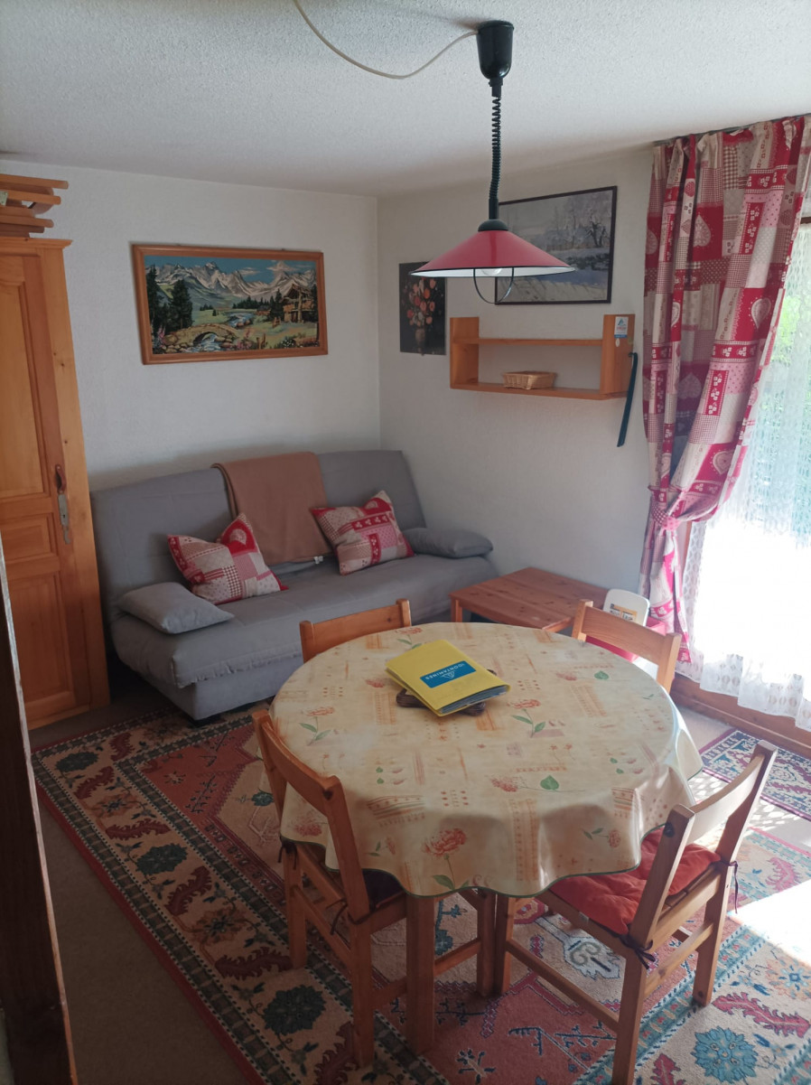 marais-apt189-salon-1006181