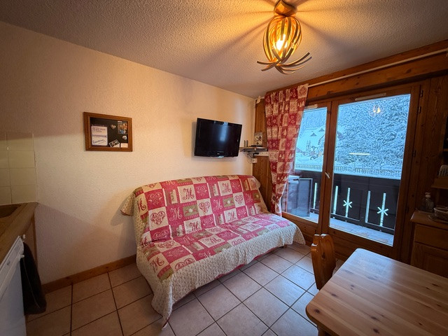 sejour-gauche-balcon-915762 sejour-gauche-balcon-915762