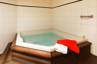 r-sidence-jacuzzi-300238 r-sidence-jacuzzi-300238