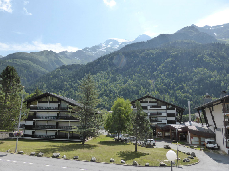 _lv_images__lot_0000003025_09_945922 _lv_images__lot_0000003025_09_945922