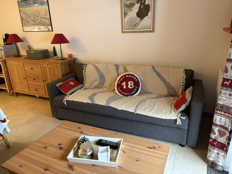 photo-6-890637 photo-6-890637